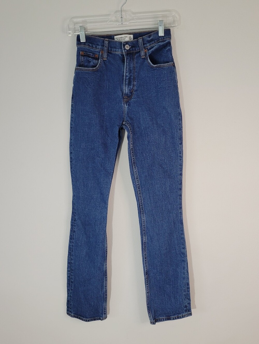 Abercrombie & Fitch Women Size 23 High-Rise Dark Blue Straight Jeans